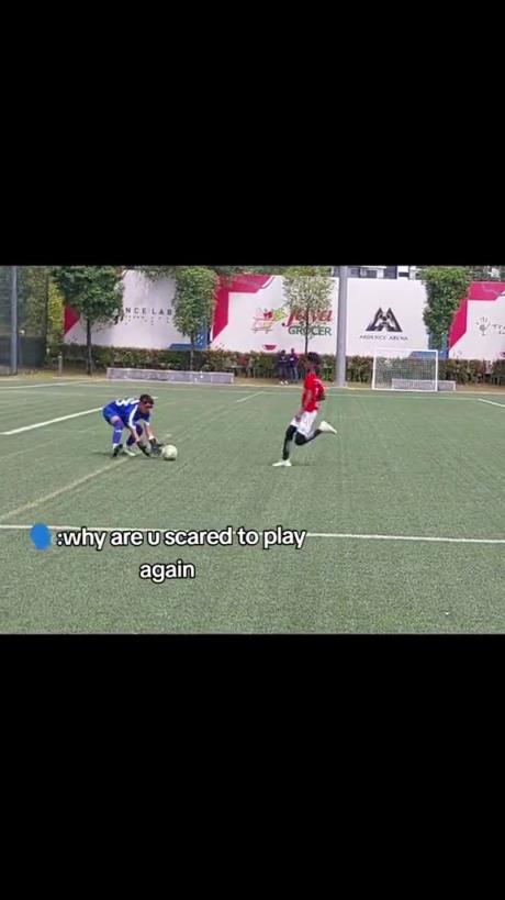 惡劣！這孩子可以終身禁止踢足球了