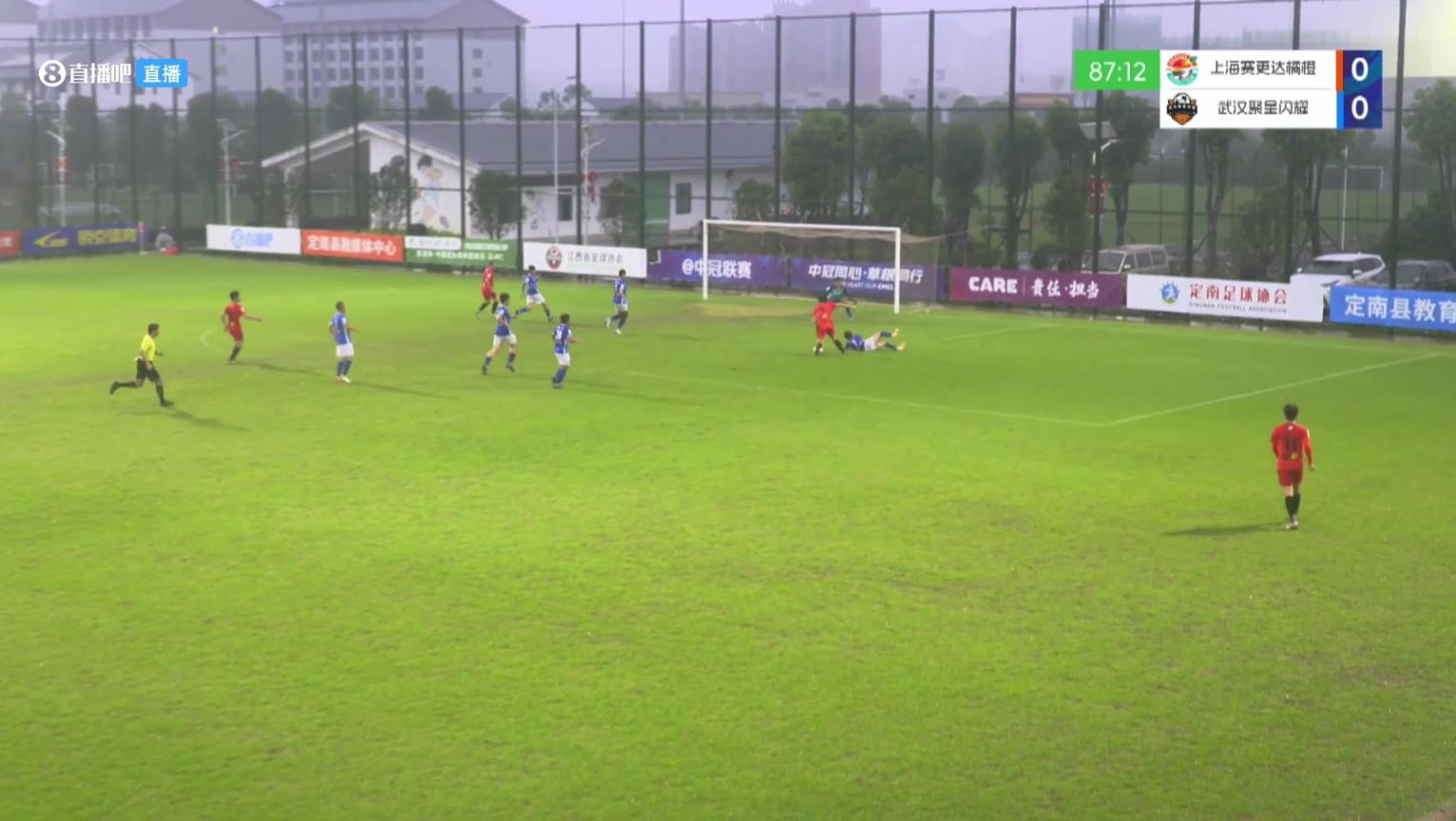 員工瘋狂助攻老板！58歲老板朱駿中冠替補完成絕殺